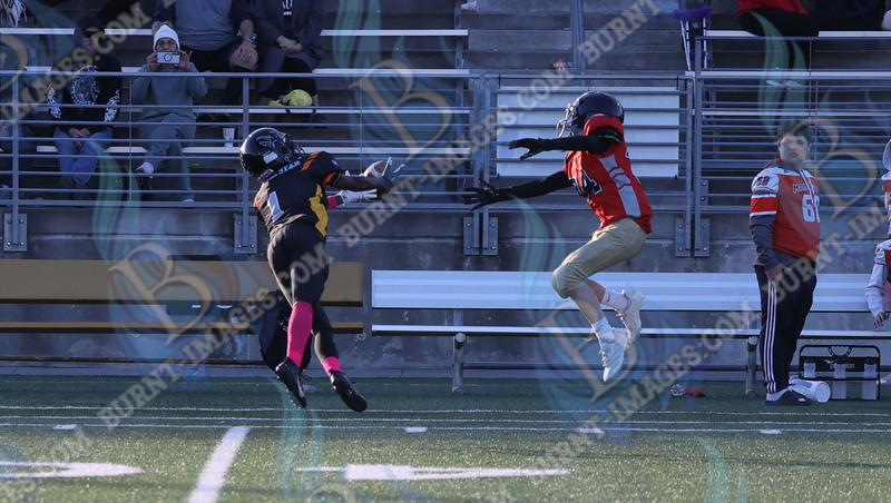 East vs West 20251026_158.jpg