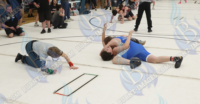 Lincoln Squires Wrestling 20260222089.jpg