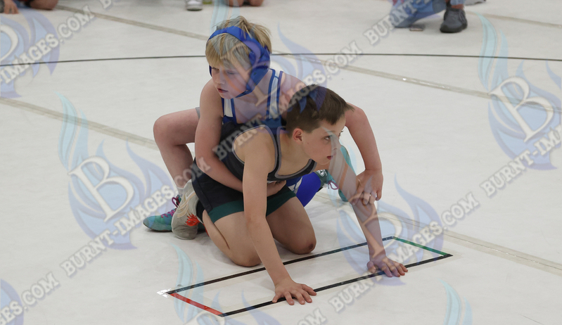 Lincoln Squires Wrestling 20260222183.jpg