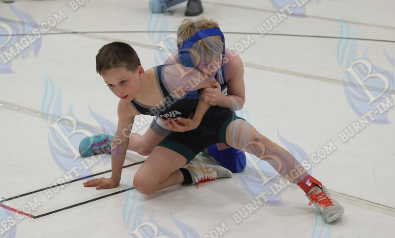 Lincoln Squires Wrestling 20260222184.jpg