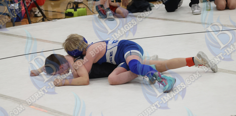 Lincoln Squires Wrestling 20260222192.jpg