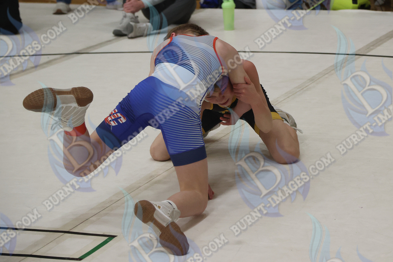 Lincoln Squires Wrestling 20260222216.jpg