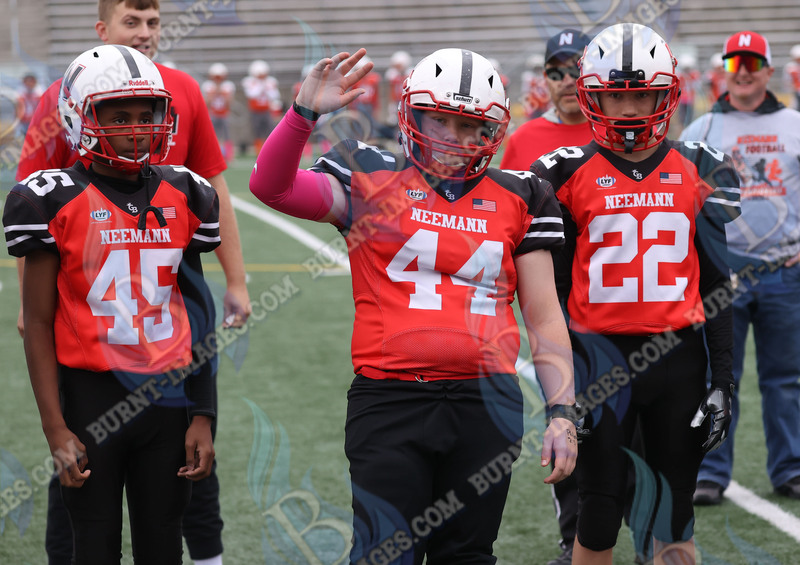 Manzitto vs Neeman Championship Game Class B20251026_002.jpg