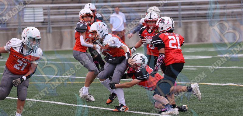 Manzitto vs Neeman Championship Game Class B20251026_044.jpg