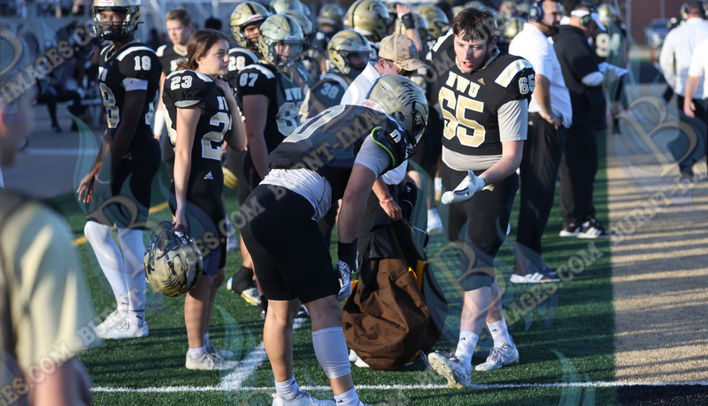 Wesleyan vs Sampson20251116_317.jpg