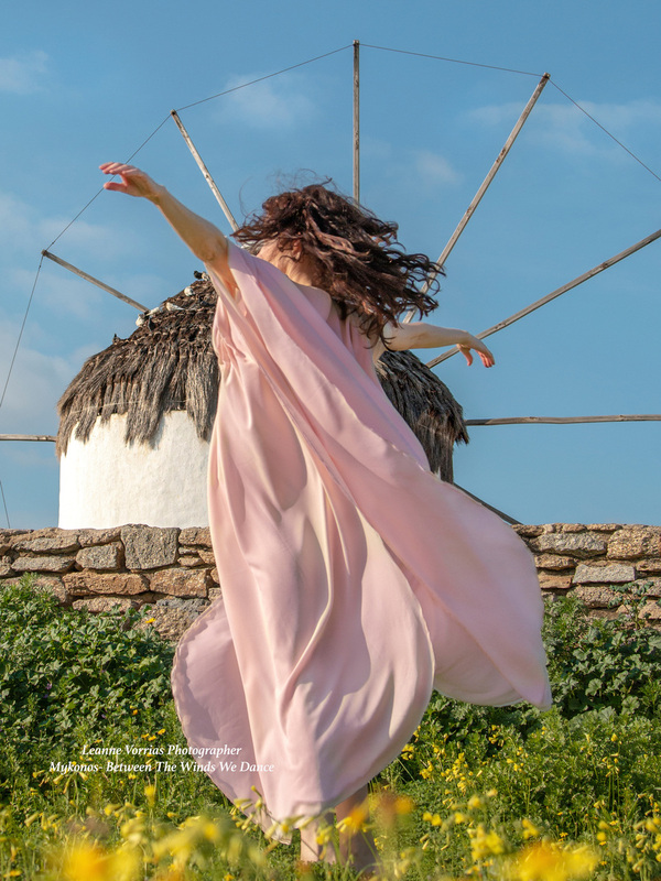Windmill Dancer-2-30x40 cm(1).jpg