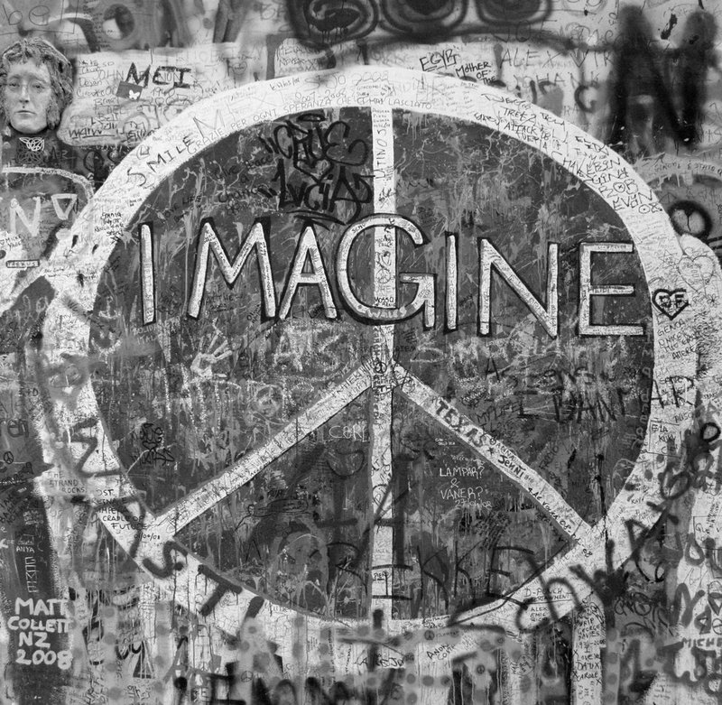 Imagine II bw sq J012S.jpg