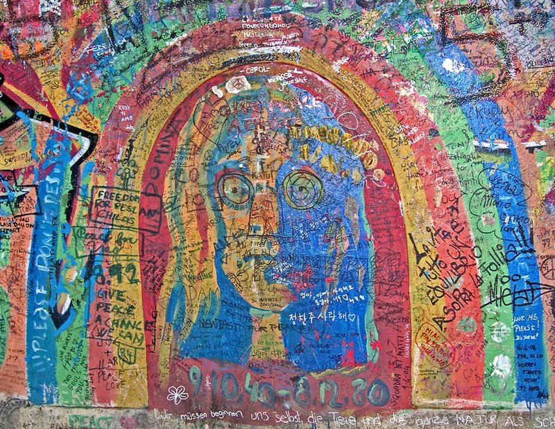 Lennon Wall K018.jpg ::           