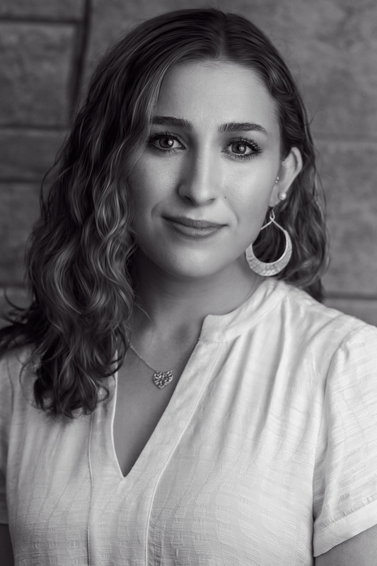 Carly_2_blk wht_Lr.jpg