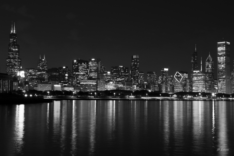 Chicago Blk - wht final sig (1 of 1)(1).jpg