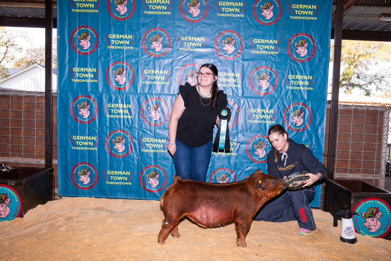 25GTT- RingBBackdrops-6292.jpg