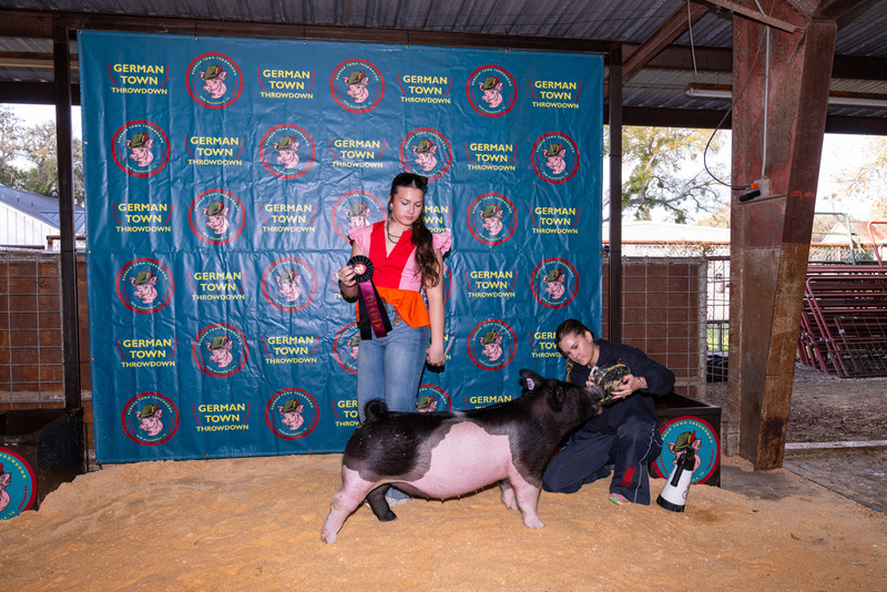 25GTT- RingBBackdrops-6294.jpg