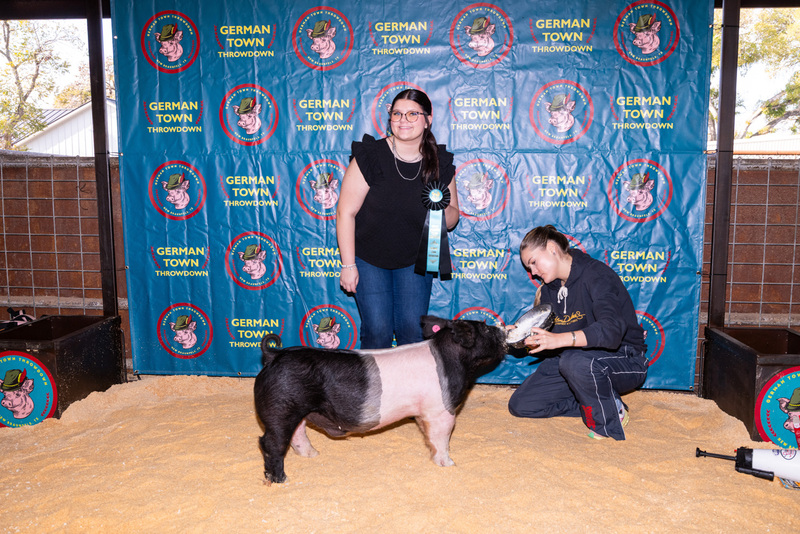 25GTT- RingBBackdrops-6298.jpg