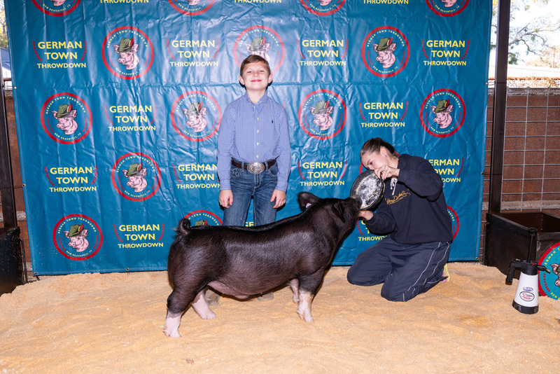 25GTT- RingBBackdrops-6304.jpg