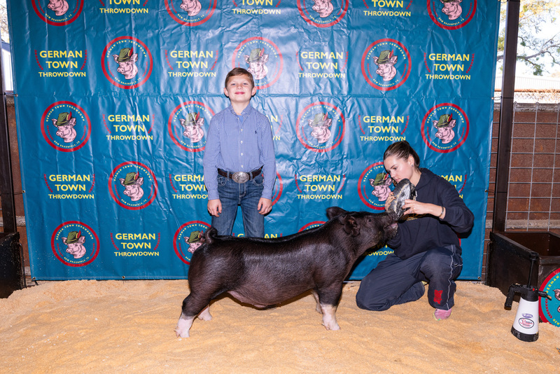 25GTT- RingBBackdrops-6307.jpg