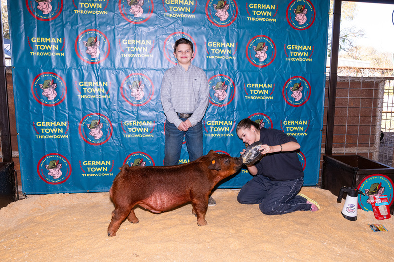 25GTT- RingBBackdrops-6315.jpg