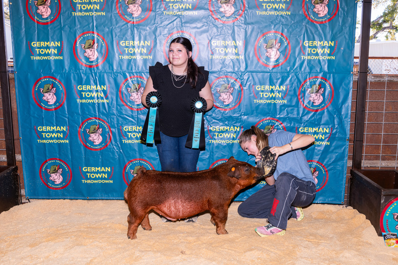 25GTT- RingBBackdrops-6323.jpg