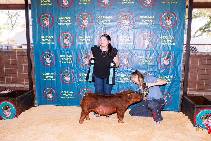 25GTT- RingBBackdrops-6324.jpg