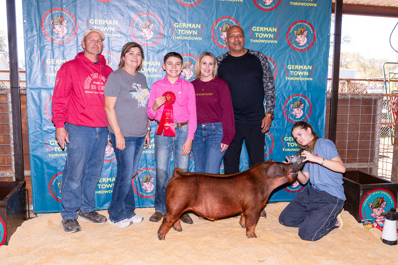 25GTT- RingBBackdrops-6333.jpg