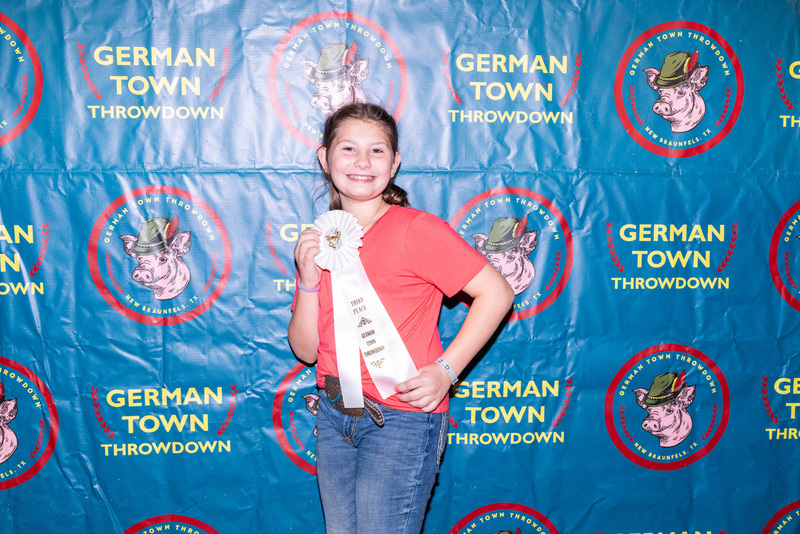 25GTT- RingBBackdrops-6357.jpg