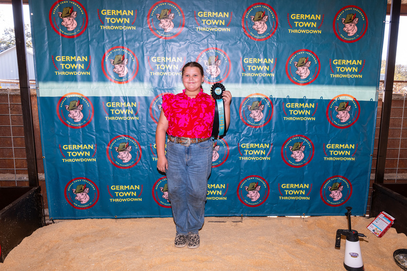 25GTT- RingBBackdrops-6373.jpg