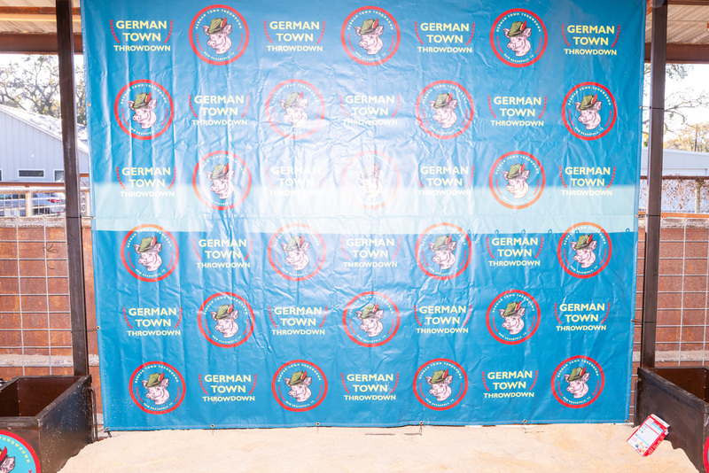 25GTT- RingBBackdrops-6383.jpg