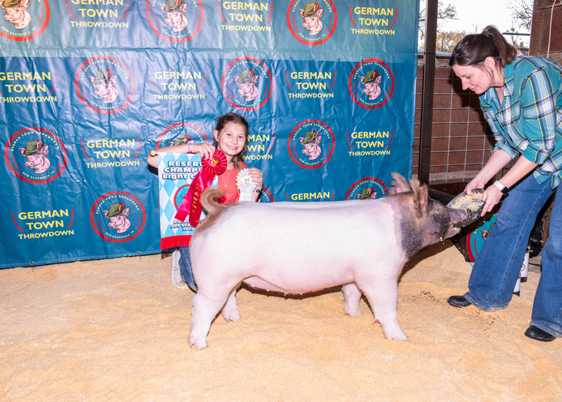 25GTT- RingBBackdrops-6403.jpg