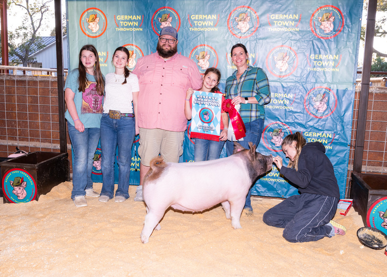 25GTT- RingBBackdrops-6406.jpg