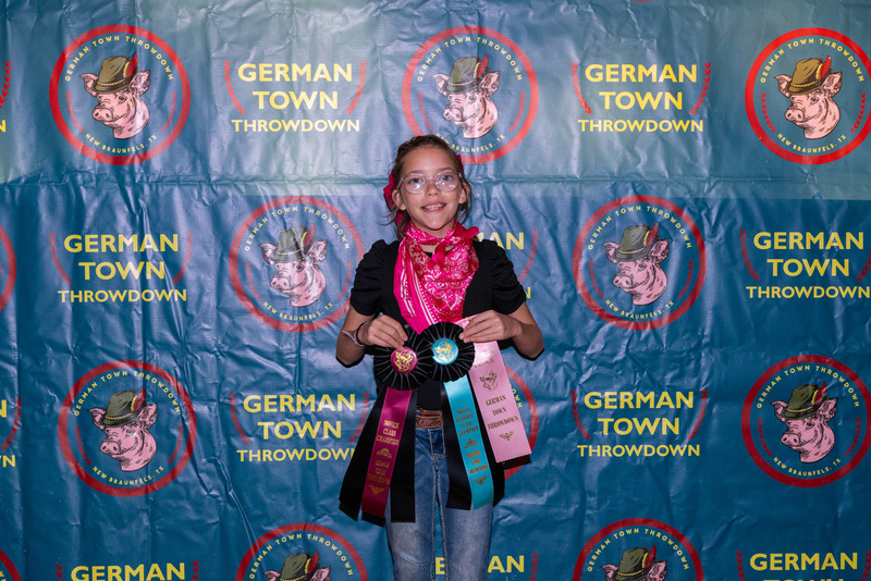 25GTT- RingBBackdrops-6424.jpg