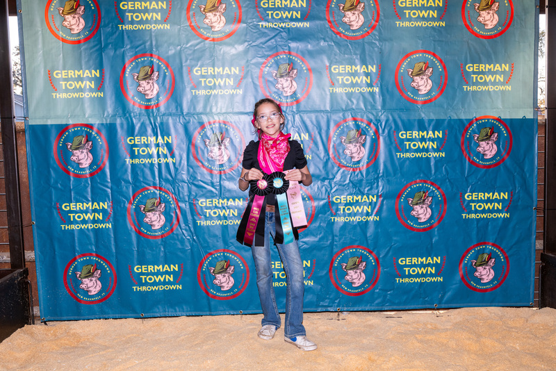 25GTT- RingBBackdrops-6426.jpg