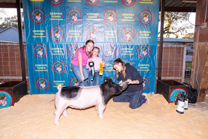 25GTT- RingBBackdrops-6437.jpg