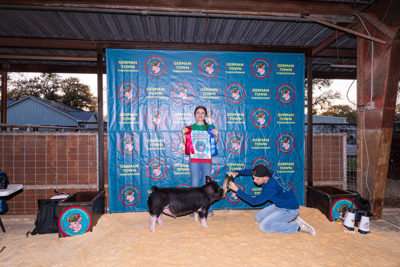 25GTT- RingBBackdrops-6473.jpg