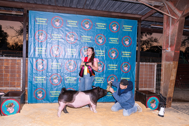 25GTT- RingBBackdrops-6492.jpg