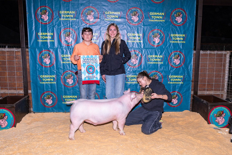 25GTT- RingBBackdrops-6508.jpg