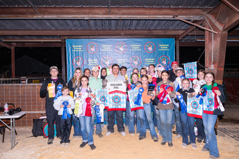 25GTT- RingBBackdrops-6529.jpg