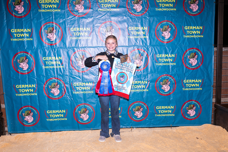 25GTT- RingBBackdrops-6537.jpg