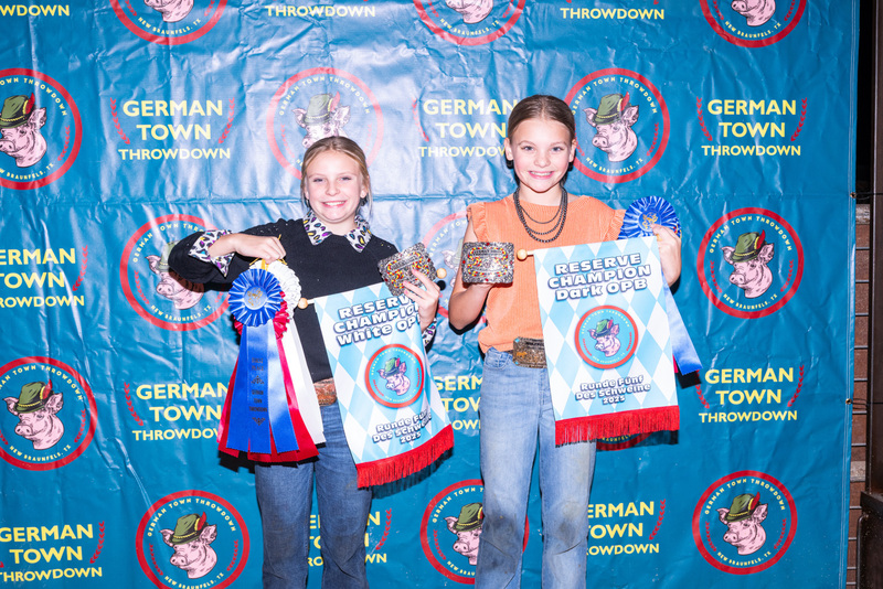 25GTT- RingBBackdrops-6541.jpg