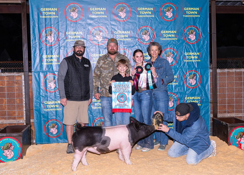 25GTT- RingBBackdrops-6560.jpg