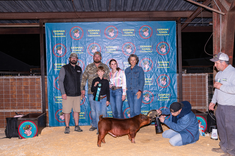 25GTT- RingBBackdrops-6570.jpg