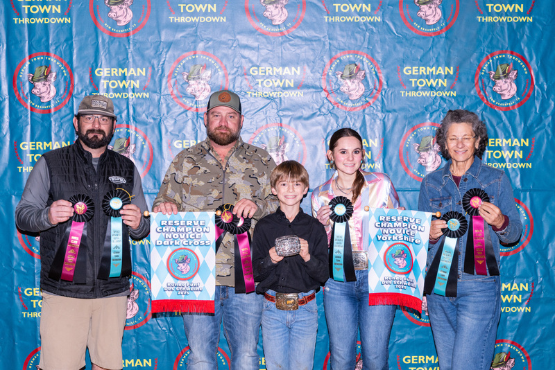 25GTT- RingBBackdrops-6576.jpg