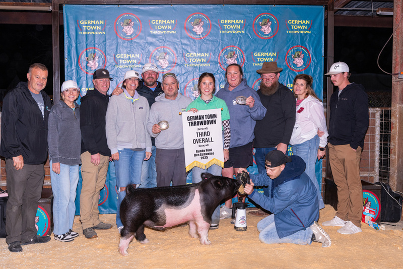 25GTT- RingBBackdrops-6578.jpg