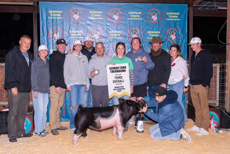 25GTT- RingBBackdrops-6579.jpg