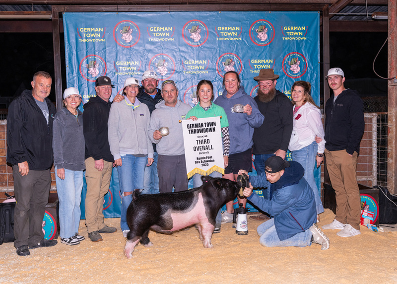 25GTT- RingBBackdrops-6583.jpg