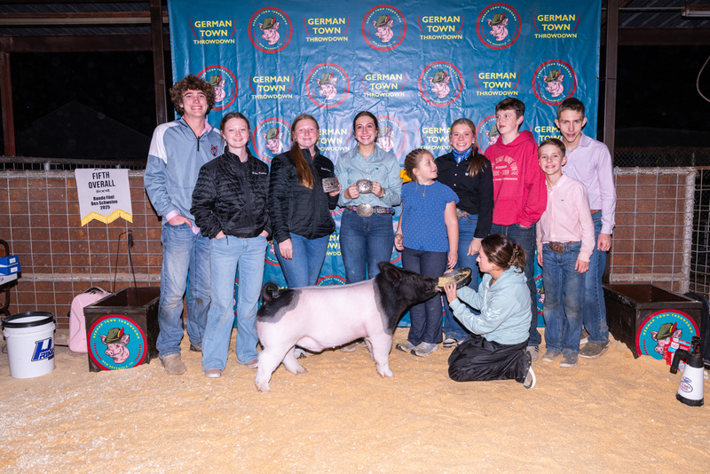 25GTT- RingBBackdrops-6612.jpg