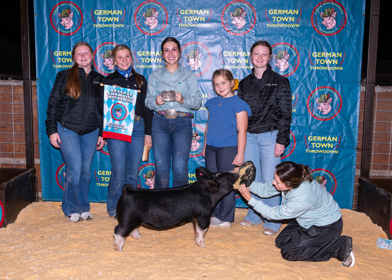 25GTT- RingBBackdrops-6619.jpg