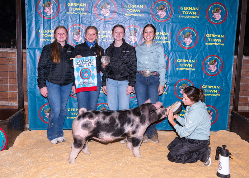 25GTT- RingBBackdrops-6638.jpg