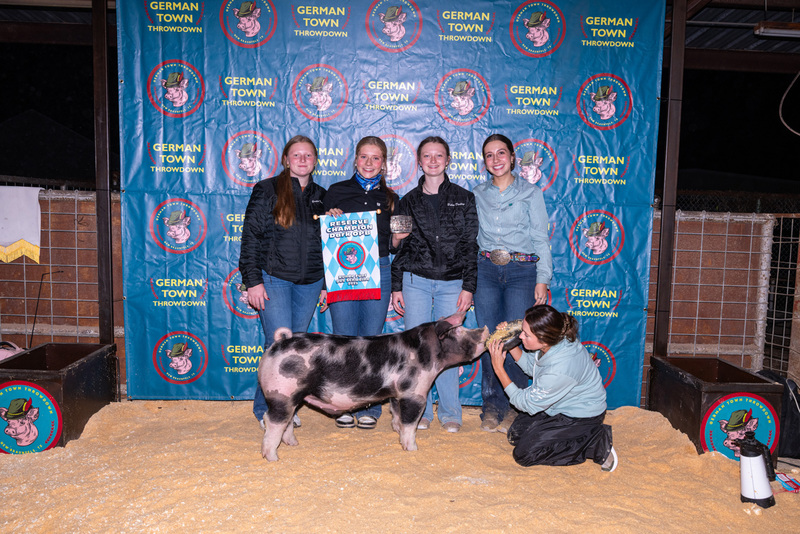 25GTT- RingBBackdrops-6642.jpg