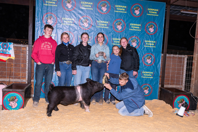 25GTT- RingBBackdrops-6652.jpg