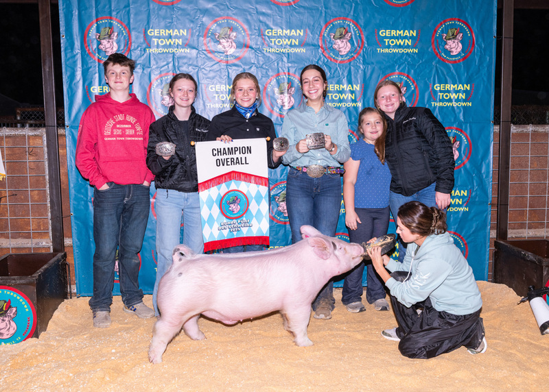 25GTT- RingBBackdrops-6661.jpg