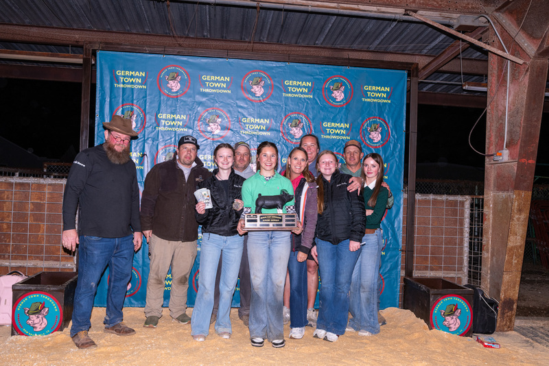 25GTT- RingBBackdrops-6678.jpg